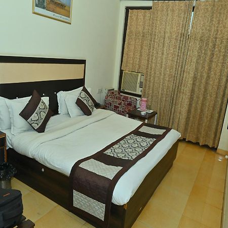 Goyal Plaza Hotel 5 Mint. Waling Distance From Pushkar Lake Eksteriør billede