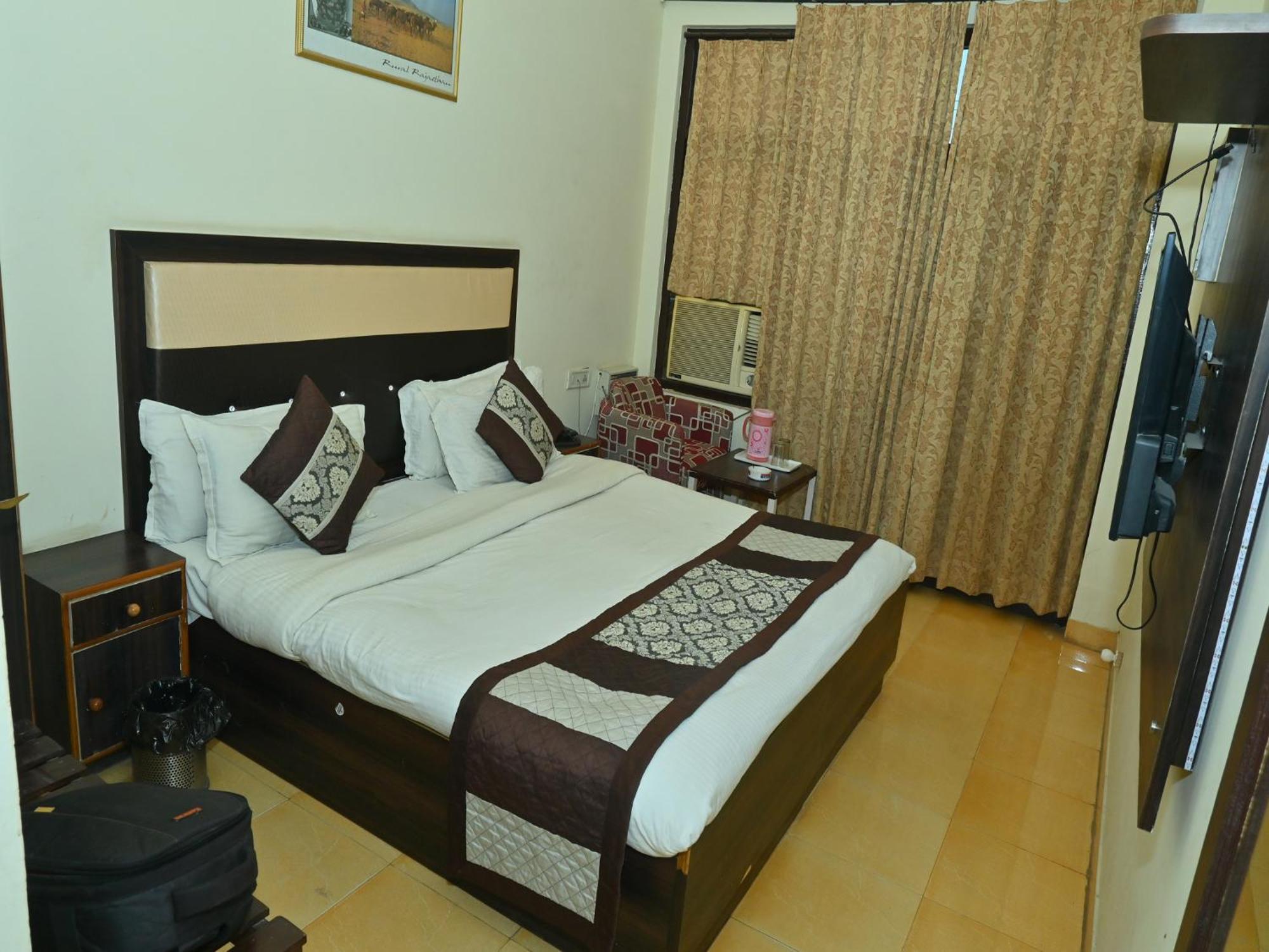 Goyal Plaza Hotel 5 Mint. Waling Distance From Pushkar Lake Eksteriør billede