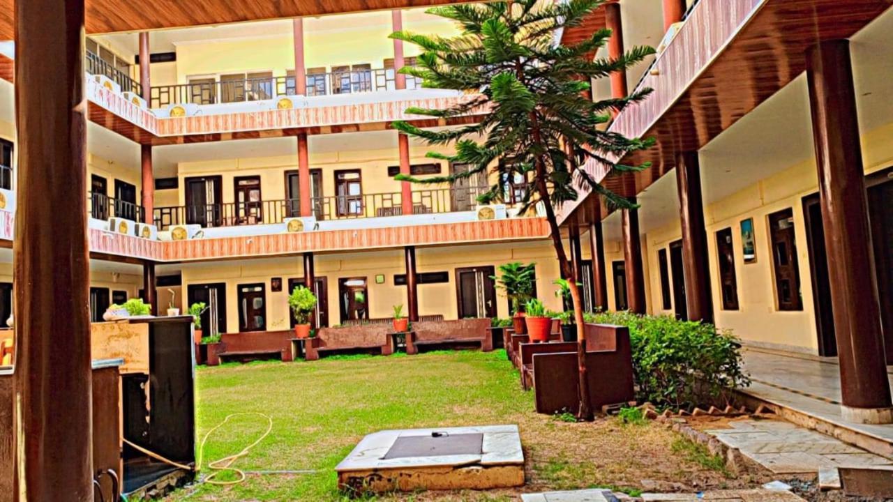 Goyal Plaza Hotel 5 Mint. Waling Distance From Pushkar Lake Eksteriør billede